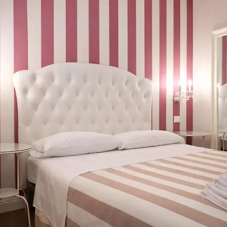 Opera Relais R&b 4*