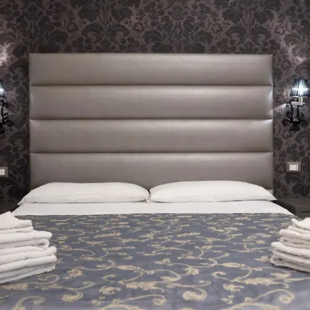 Oda ve Kahvaltı Opera Relais R&b