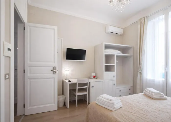 Oda ve Kahvaltı Opera Relais R&b