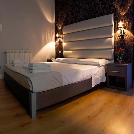 Opera Relais Bed & Breakfast *