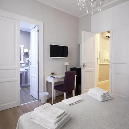 Opera Relais 4*
