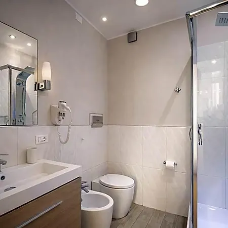 Opera Relais R&b Bed & Breakfast 4*